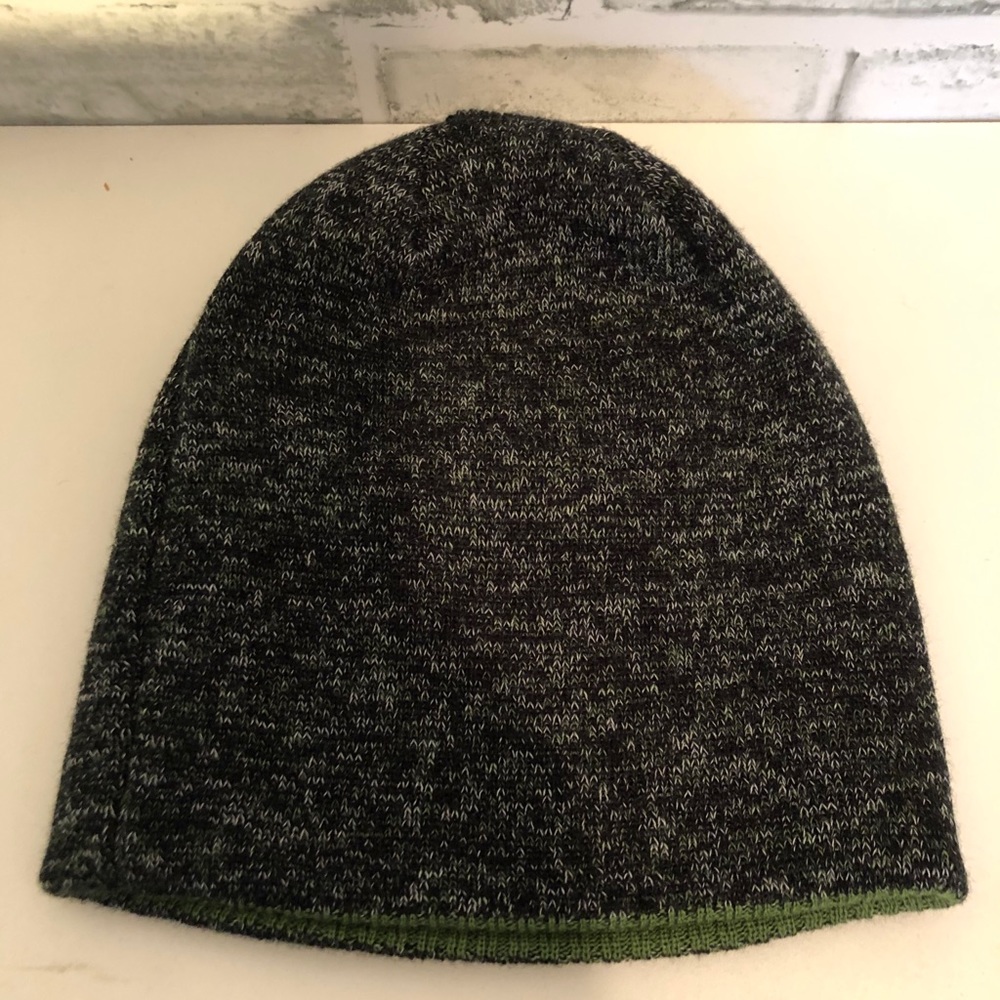 H&M Divided Black/Gray Reversible Green Beanie